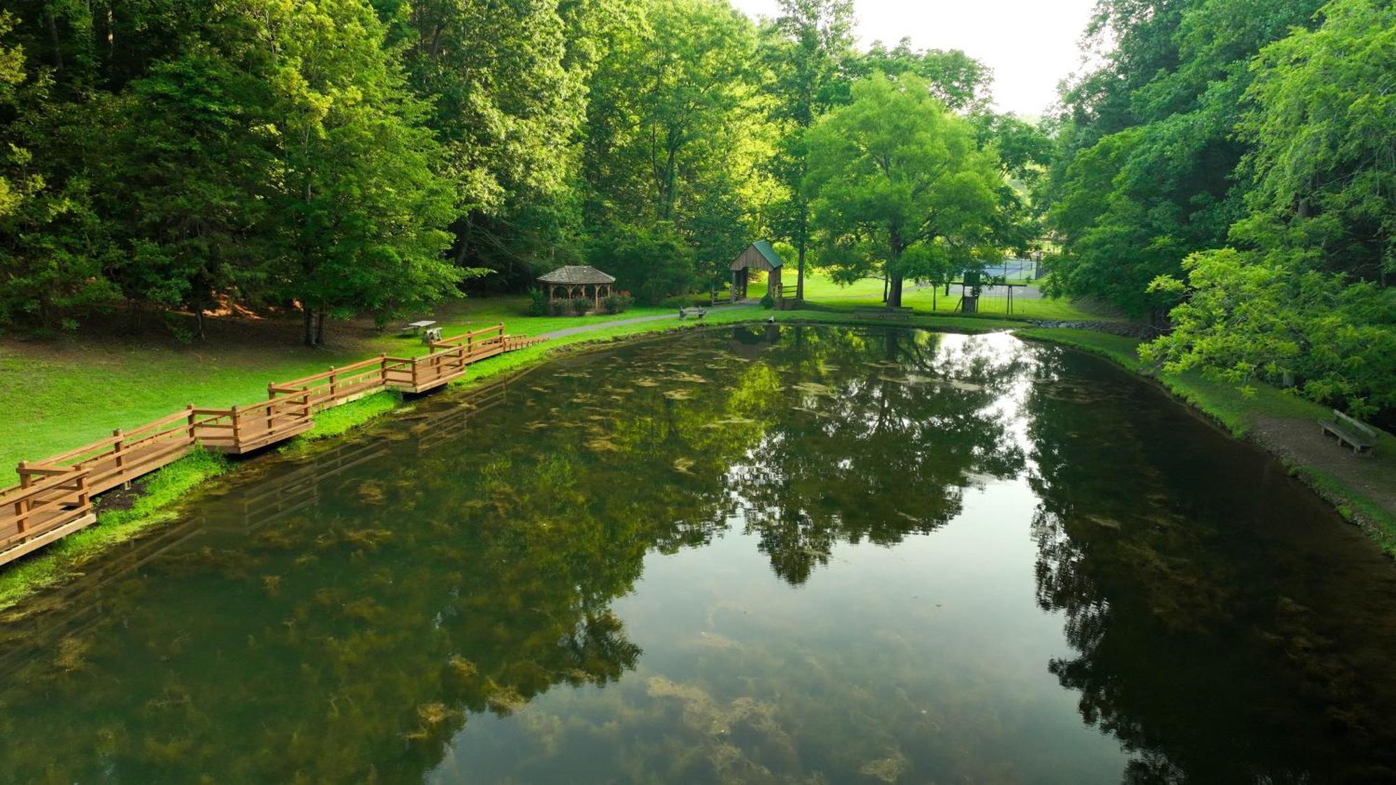 Yoli Bear Hideaway Villa Sevierville Bagian luar foto