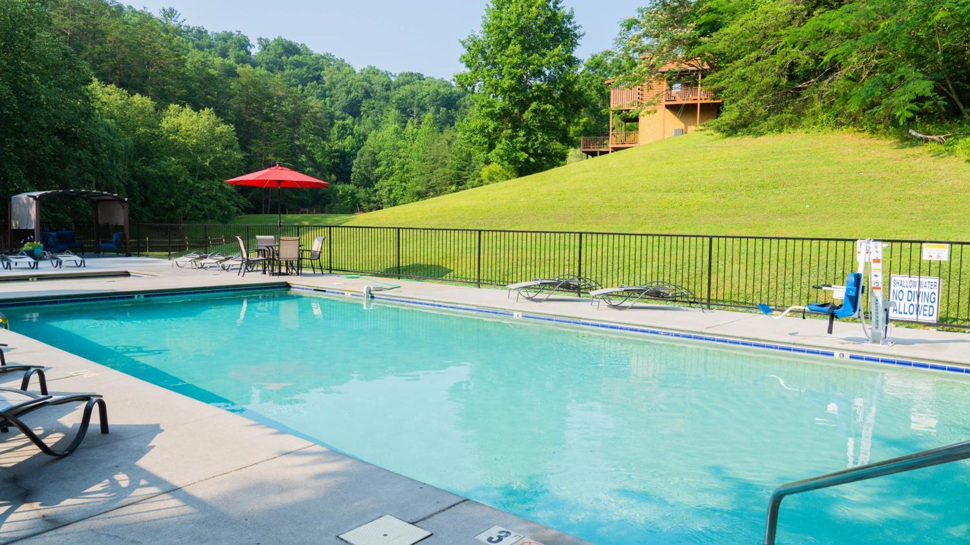 Yoli Bear Hideaway Villa Sevierville Bagian luar foto