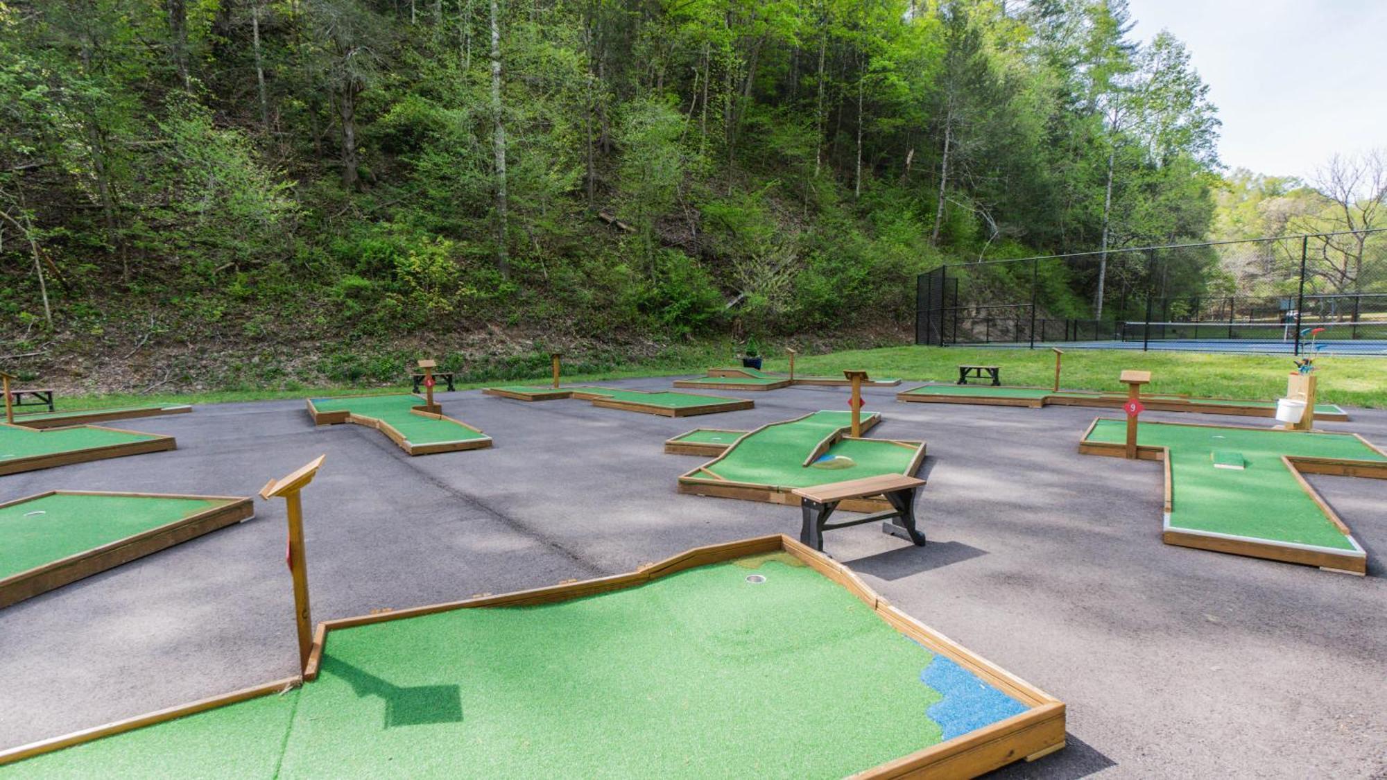Yoli Bear Hideaway Villa Sevierville Bagian luar foto