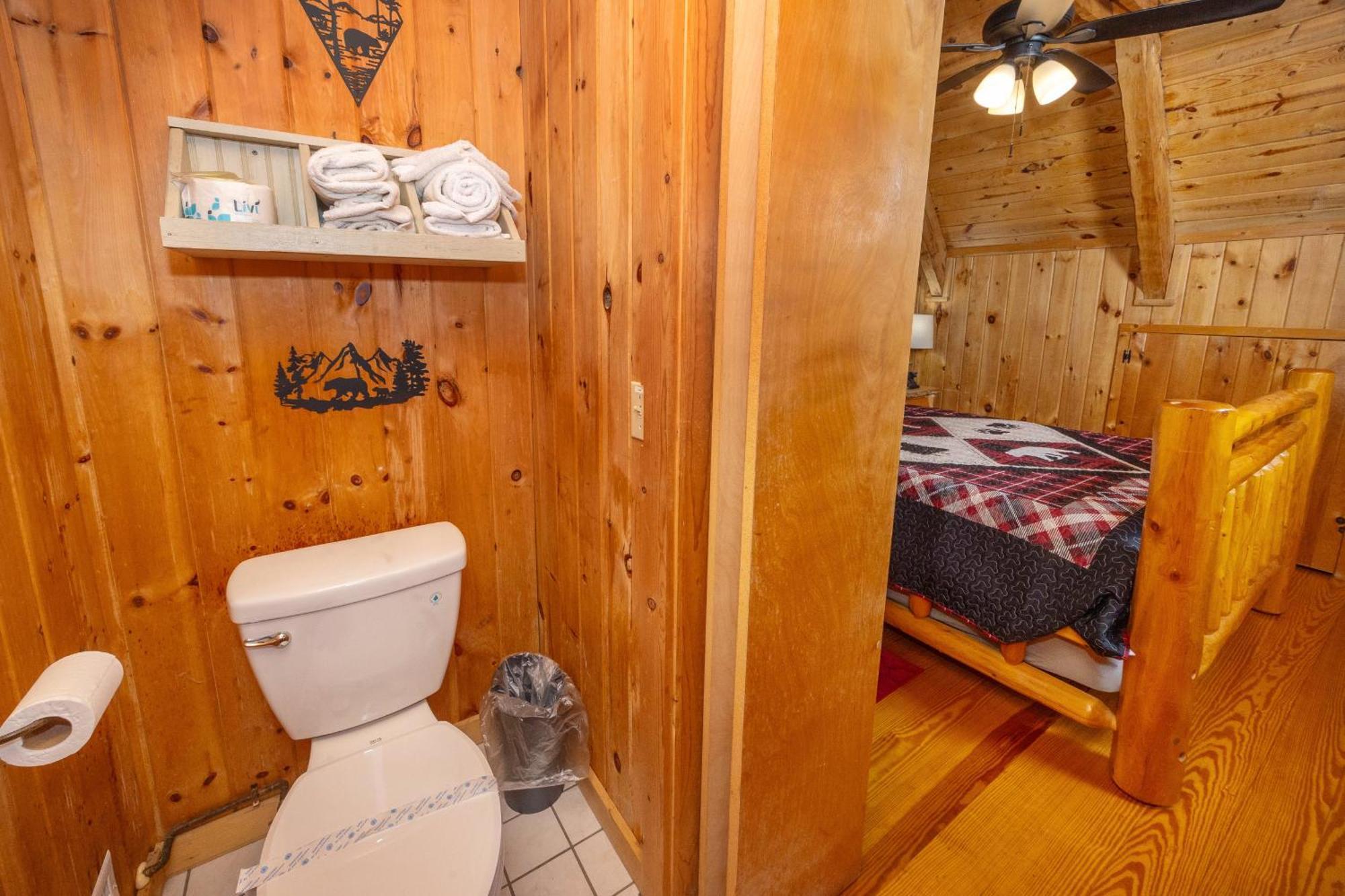 Yoli Bear Hideaway Villa Sevierville Bagian luar foto